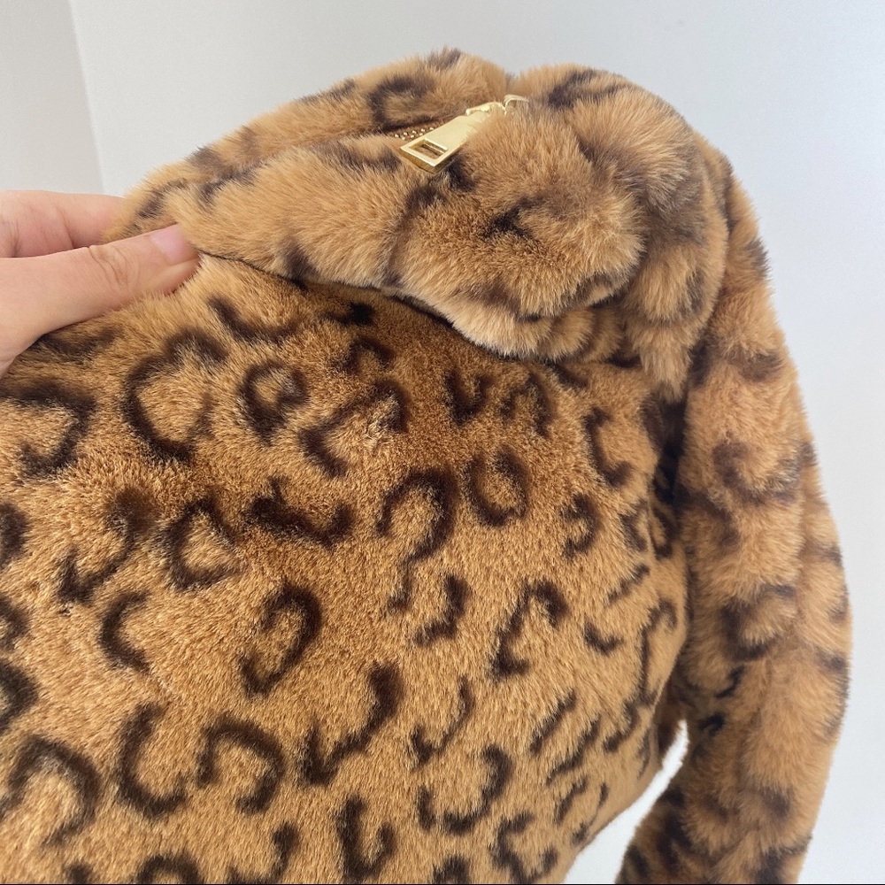Fluffy leopard pattern shoulder bag - Picture 4 of 7